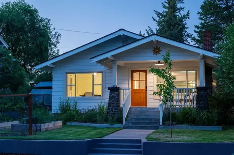 240 NW Georgia Avenue Bend OR 97703