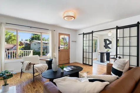 240 NW Georgia Avenue Bend OR 97703