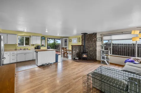 1559 NW Rimrock Drive Redmond OR 97756