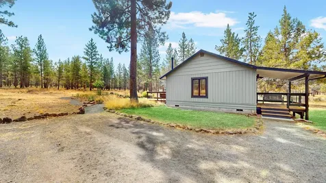 69370 Green Ridge Loop Sisters OR 97759