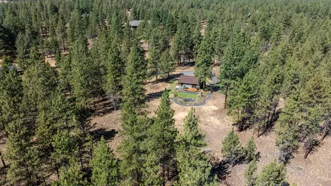 69370 Green Ridge Loop Sisters OR 97759