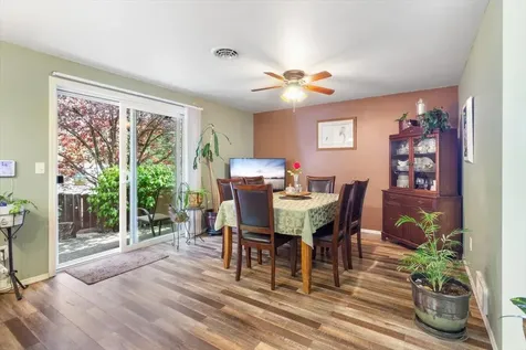 383 Pinetop Terrace Shady Cove OR 97539
