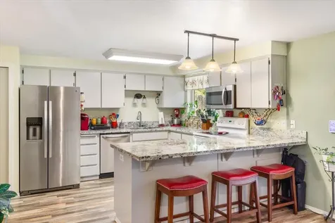 383 Pinetop Terrace Shady Cove OR 97539