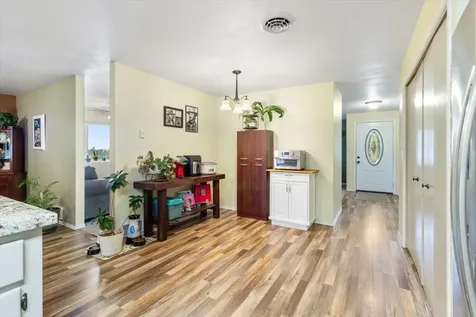 383 Pinetop Terrace Shady Cove OR 97539
