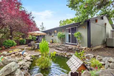 383 Pinetop Terrace Shady Cove OR 97539