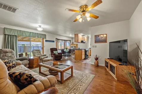 3933 Valinda Way Klamath Falls OR 97603