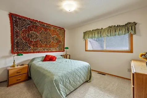 3933 Valinda Way Klamath Falls OR 97603