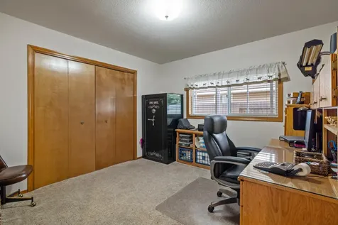 3933 Valinda Way Klamath Falls OR 97603
