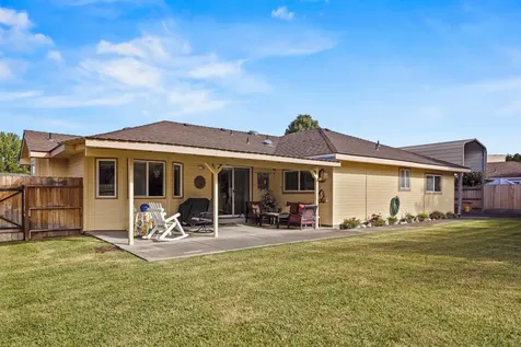 3933 Valinda Way Klamath Falls OR 97603