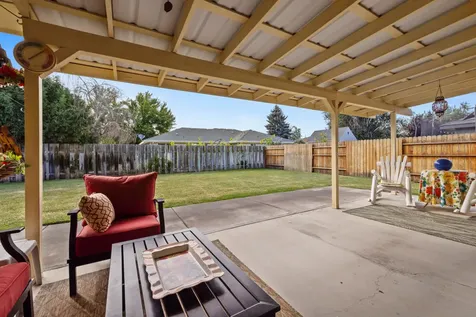 3933 Valinda Way Klamath Falls OR 97603