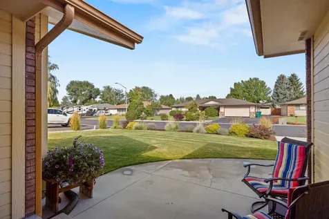 3933 Valinda Way Klamath Falls OR 97603