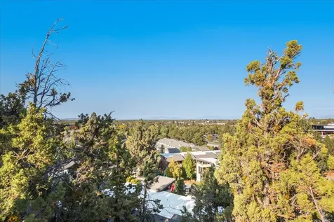 1946 NE Desert Court Bend OR 97701