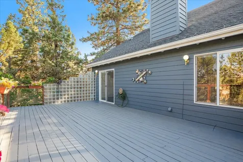 1946 NE Desert Court Bend OR 97701