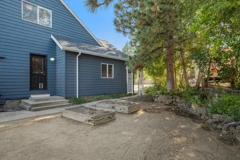 1946 NE Desert Court Bend OR 97701
