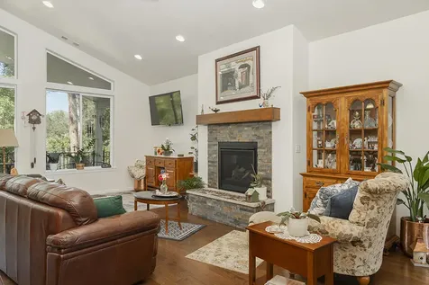 2854 Rogue River Highway Gold Hill OR 97525
