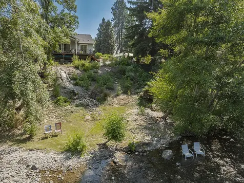 2854 Rogue River Highway Gold Hill OR 97525
