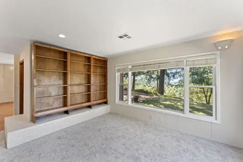 250 Skyline Drive Grants Pass OR 97527