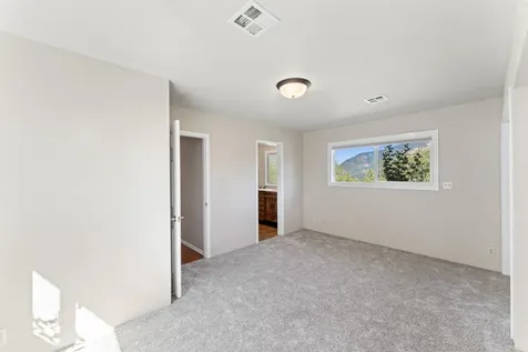 250 Skyline Drive Grants Pass OR 97527