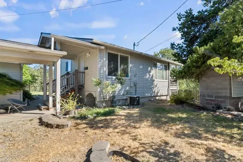 250 Skyline Drive Grants Pass OR 97527