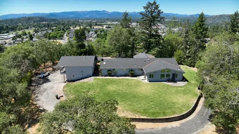 250 Skyline Drive Grants Pass OR 97527