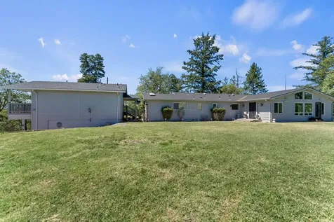 250 Skyline Drive Grants Pass OR 97527