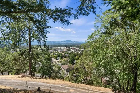 250 Skyline Drive Grants Pass OR 97527
