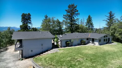 250 Skyline Drive Grants Pass OR 97527