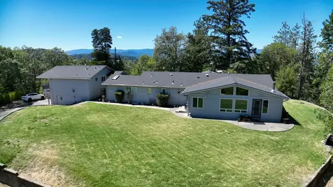 250 Skyline Drive Grants Pass OR 97527