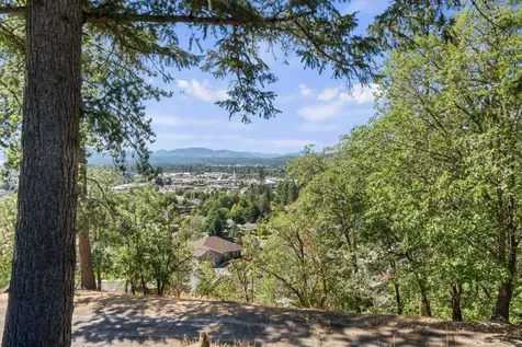 250 Skyline Drive Grants Pass OR 97527