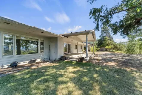250 Skyline Drive Grants Pass OR 97527
