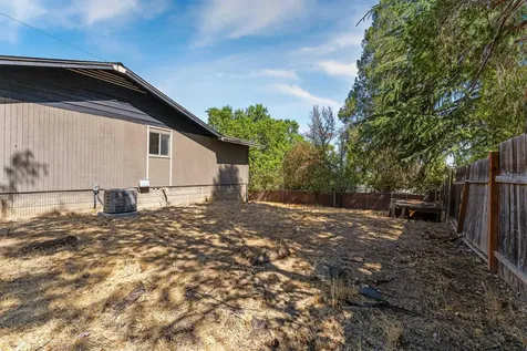 2265 College Way Medford OR 97504