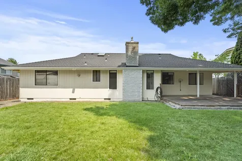 3212 Larue Drive Medford OR 97504