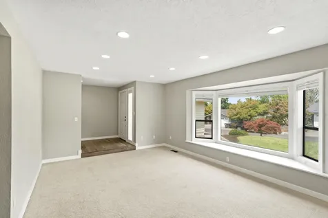 3212 Larue Drive Medford OR 97504