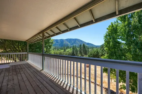 161 Robertson Lane Grants Pass OR 97527