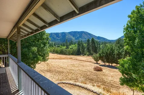 161 Robertson Lane Grants Pass OR 97527