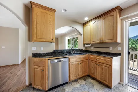 161 Robertson Lane Grants Pass OR 97527