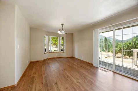 161 Robertson Lane Grants Pass OR 97527
