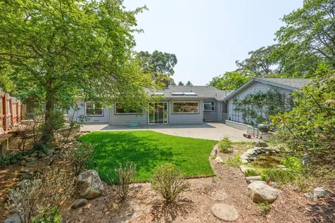 2901 Fairview Drive Medford OR 97504