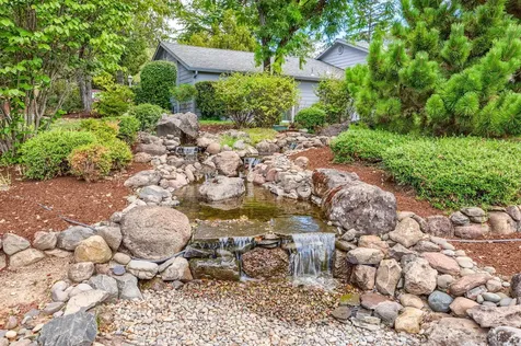 2901 Fairview Drive Medford OR 97504