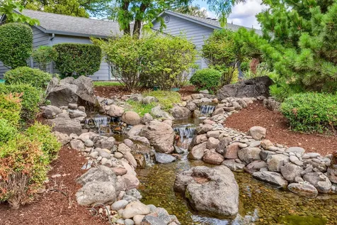 2901 Fairview Drive Medford OR 97504