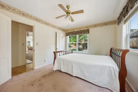 2901 Fairview Drive Medford OR 97504