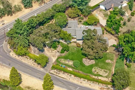 2901 Fairview Drive Medford OR 97504