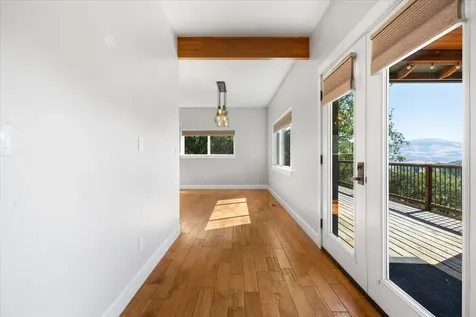 5320 Coleman Creek Road Medford OR 97501