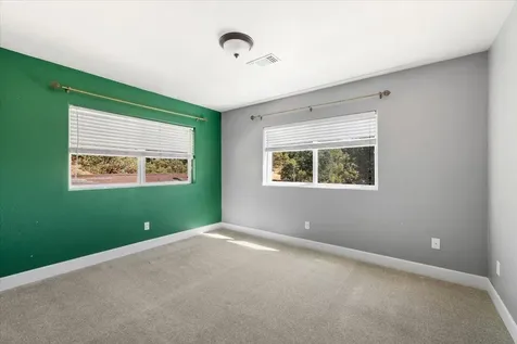 5320 Coleman Creek Road Medford OR 97501