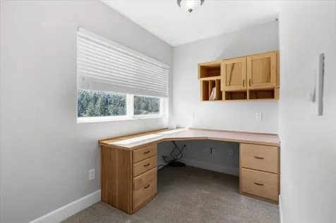 5320 Coleman Creek Road Medford OR 97501
