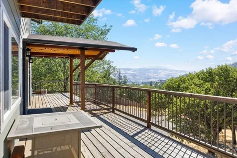 5320 Coleman Creek Road Medford OR 97501