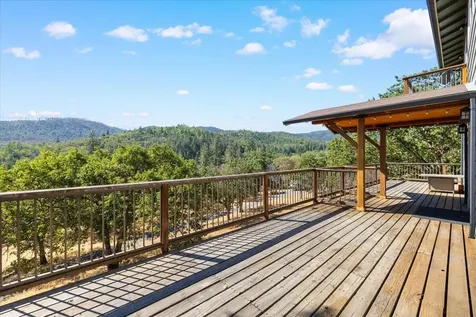 5320 Coleman Creek Road Medford OR 97501