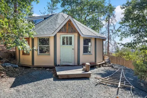 5320 Coleman Creek Road Medford OR 97501