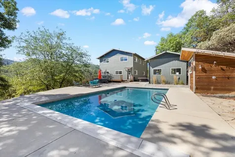 5320 Coleman Creek Road Medford OR 97501