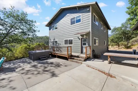 5320 Coleman Creek Road Medford OR 97501